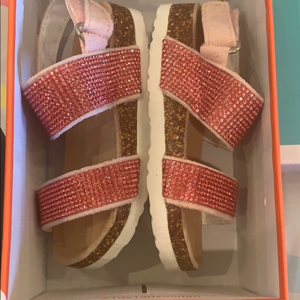 Hoo Pink Rhinestone Sandals - Picture 4 of 5